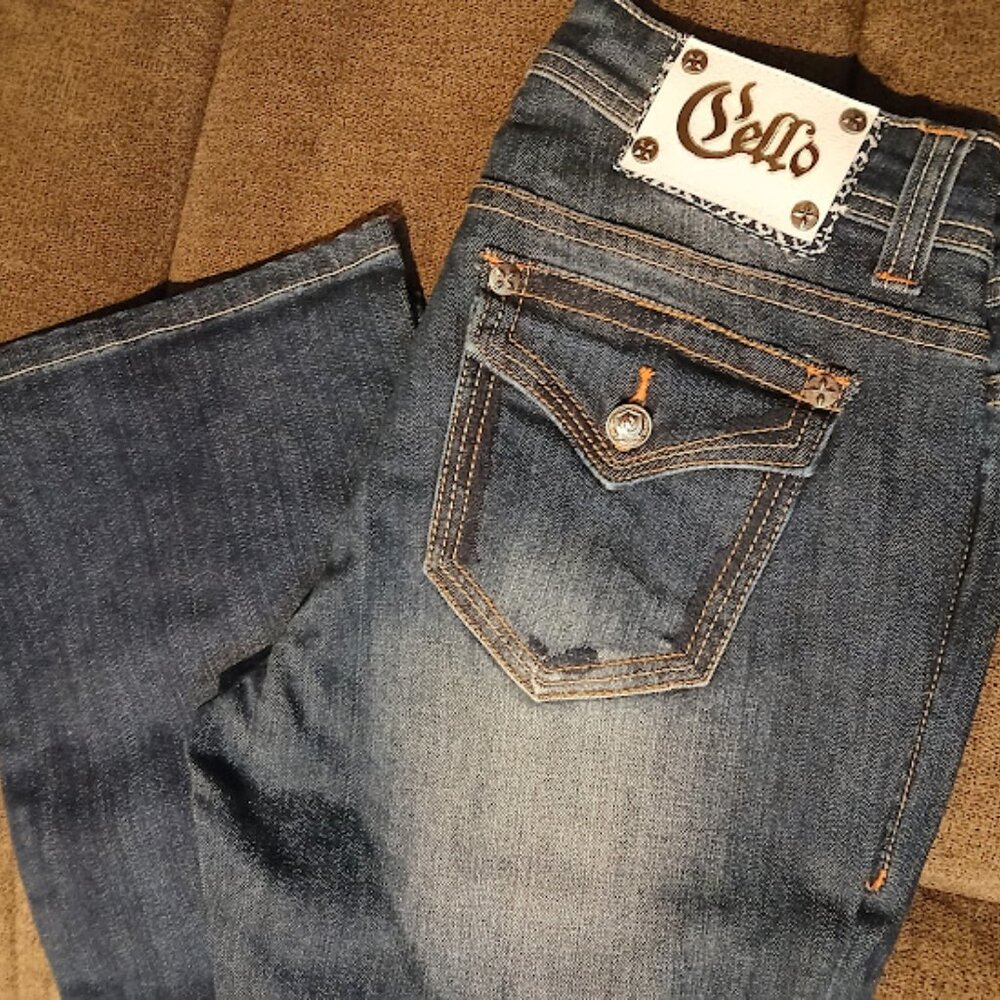 NWT Cello Sz 9 35" Bootcut Denim Jean Medium wash Button Back pocket Long Inseam